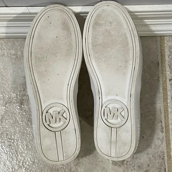 SALE ! Michael Kors Keaton Logo Slip-On Sneaker Sz 4 EUC Fits Women 5.5!! - Picture 5 of 9